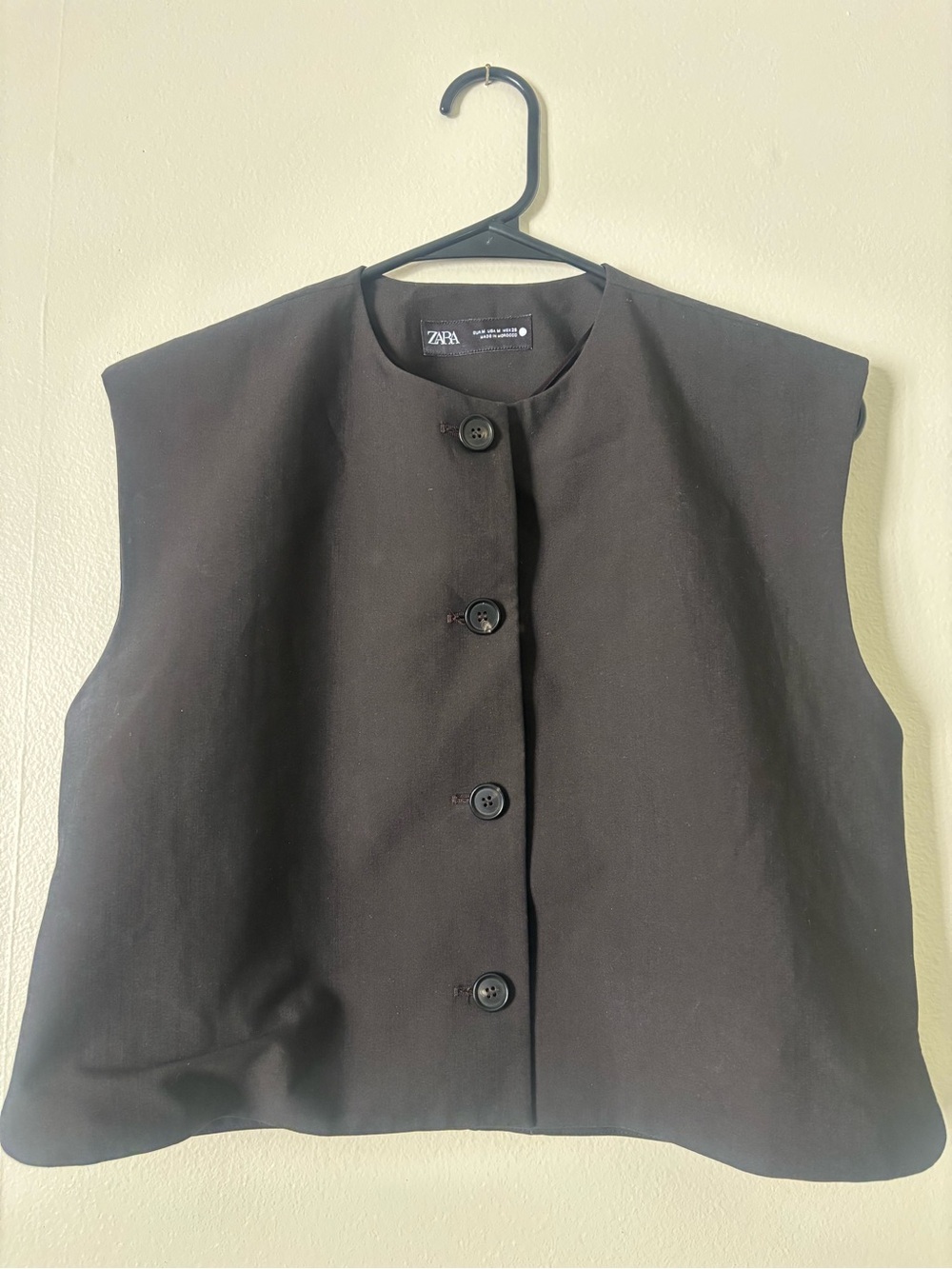 Zara button down sleeveless vest
